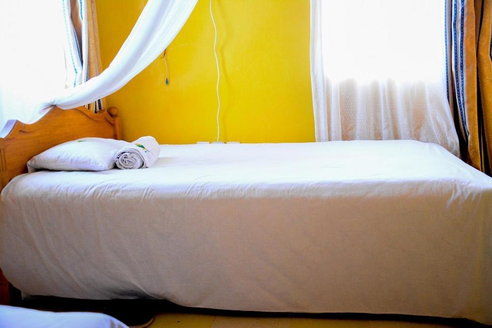 New Green Pastures Guest House เอลโดเร็ท ภายนอก รูปภาพ